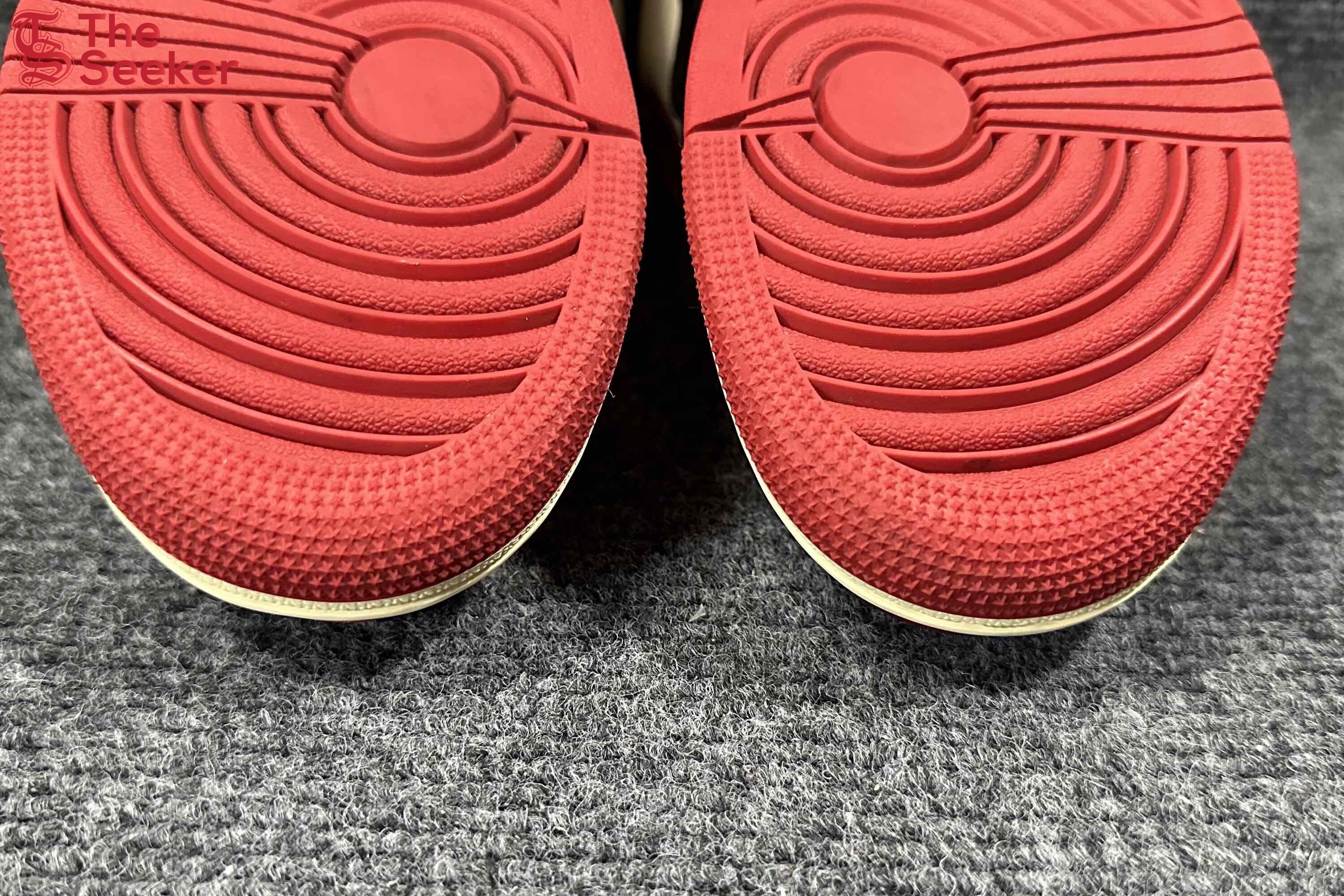 Jordan-1-Retro-Low-OG-Trophy-Room-Away-FN0432-100-12