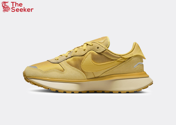 Nike Phoenix Waffle University Gold