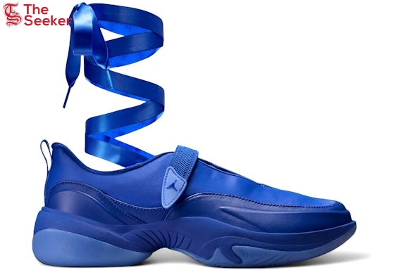 Jordan-Pointe-Hyper-Royal-(Women's)-IB8597-400