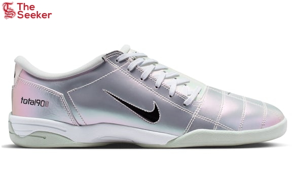 Nike-Total-90-3-Premium-Off-White-Iridescent-IM3500-100