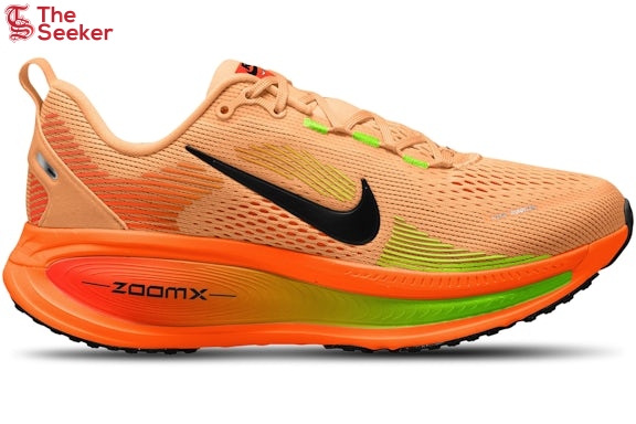 Nike-Vomero-18-Orange-Chalk-Black-Volt-HM6803-700
