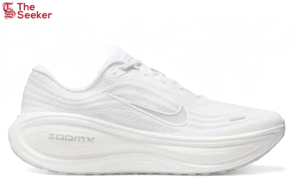 Nike-Vomero-Plus-White-HV8150-102